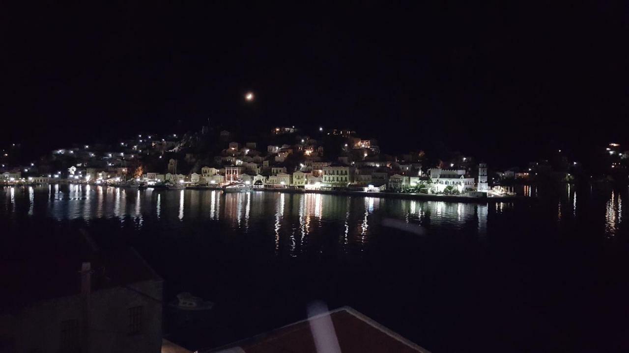 Gasthaus Pitini Symi Exterior foto